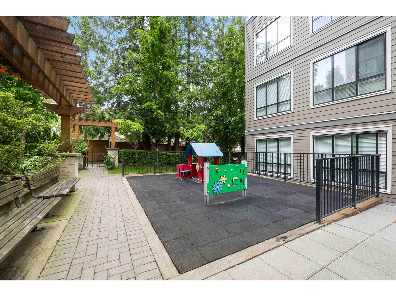 208 10455 154 Street, Surrey, British Columbia  V3R 0C5 - Photo 23 - R3007596