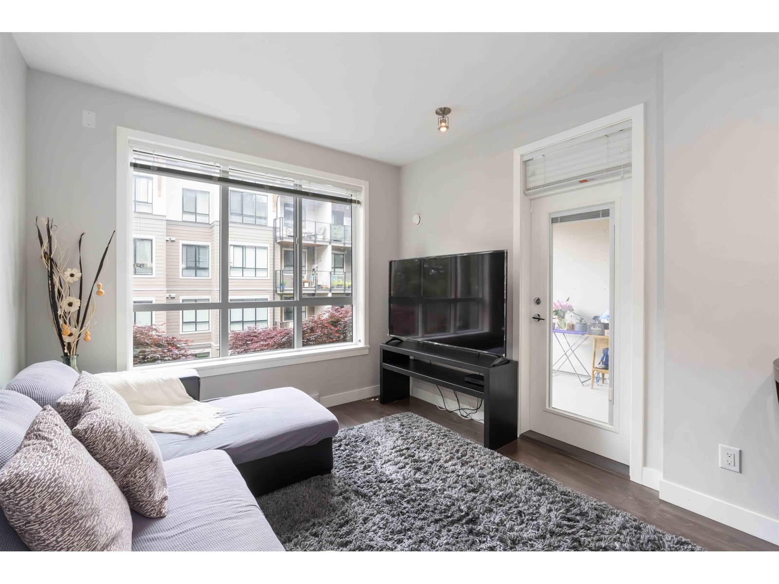 208 10455 154 Street, Surrey, British Columbia  V3R 0C5 - Photo 3 - R3007596