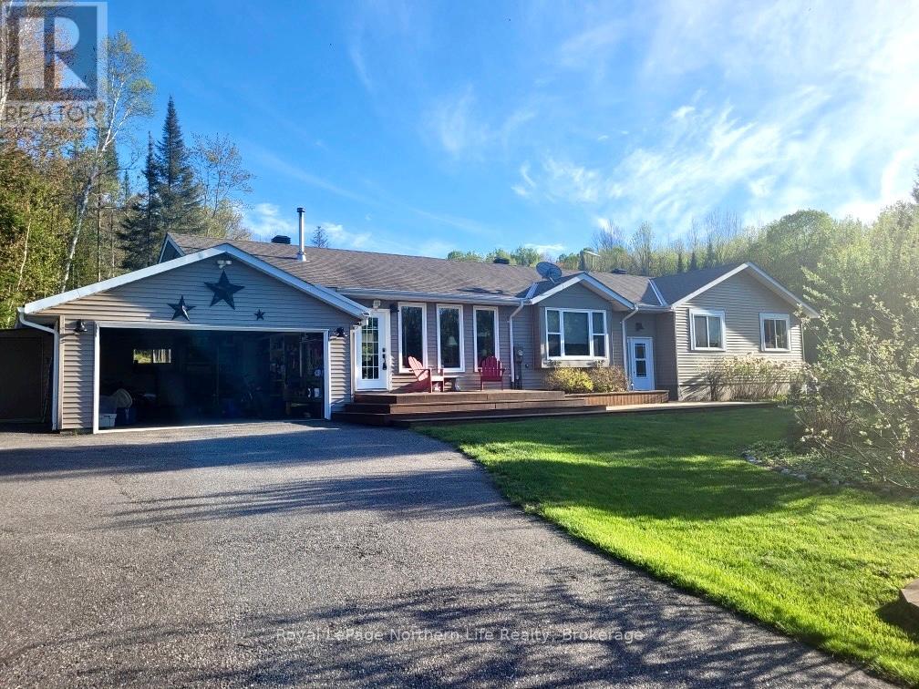 11 Rivers Road W, Callander, Ontario  P0H 1H0 - Photo 2 - X12175978