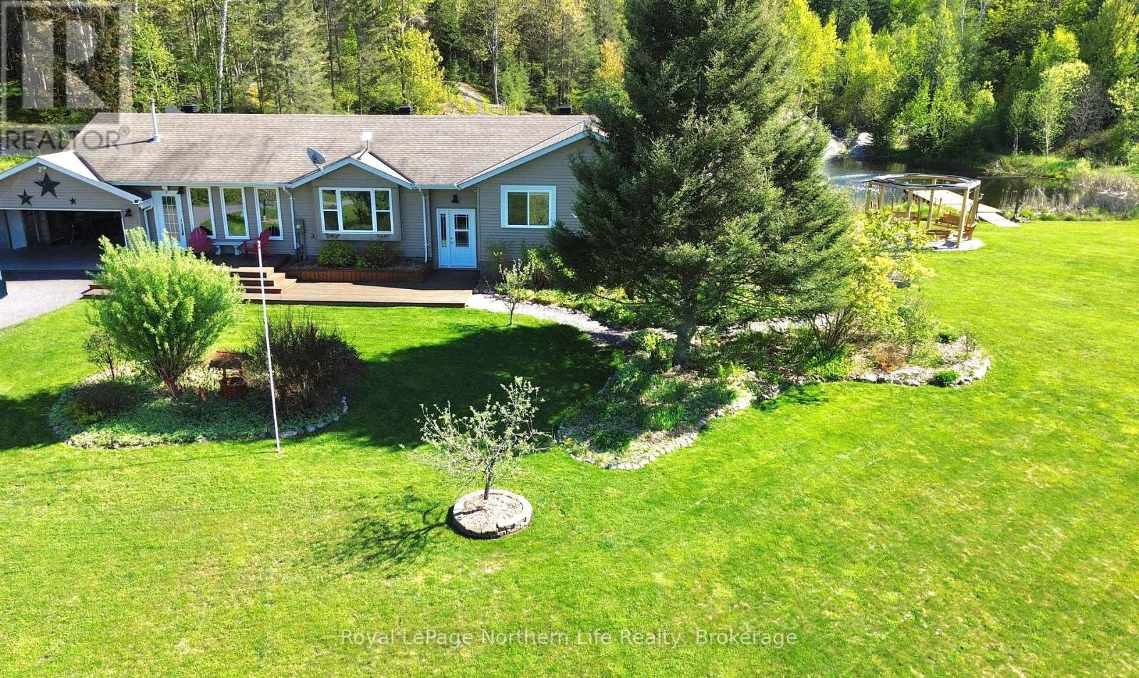 11 Rivers Road W, Callander, Ontario  P0H 1H0 - Photo 4 - X12175978