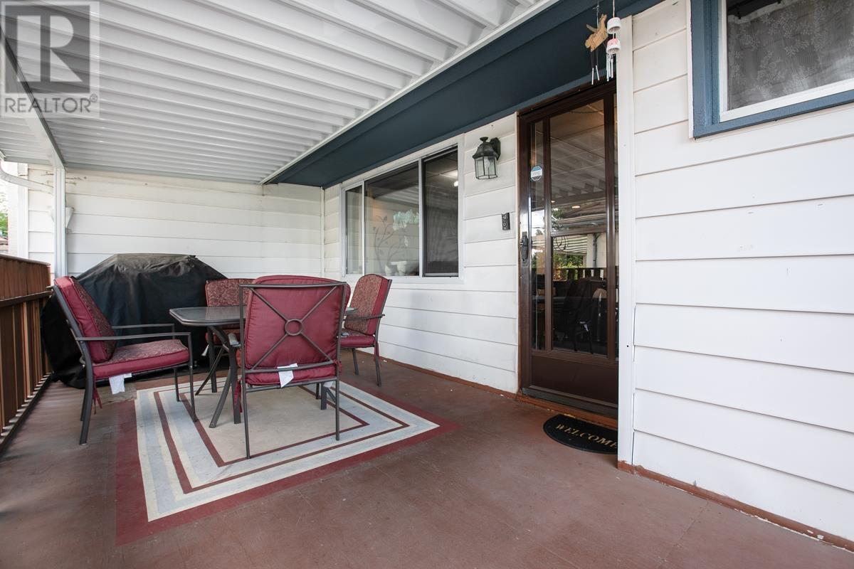 Property at 2135 NEWPORT AVENUE image 5