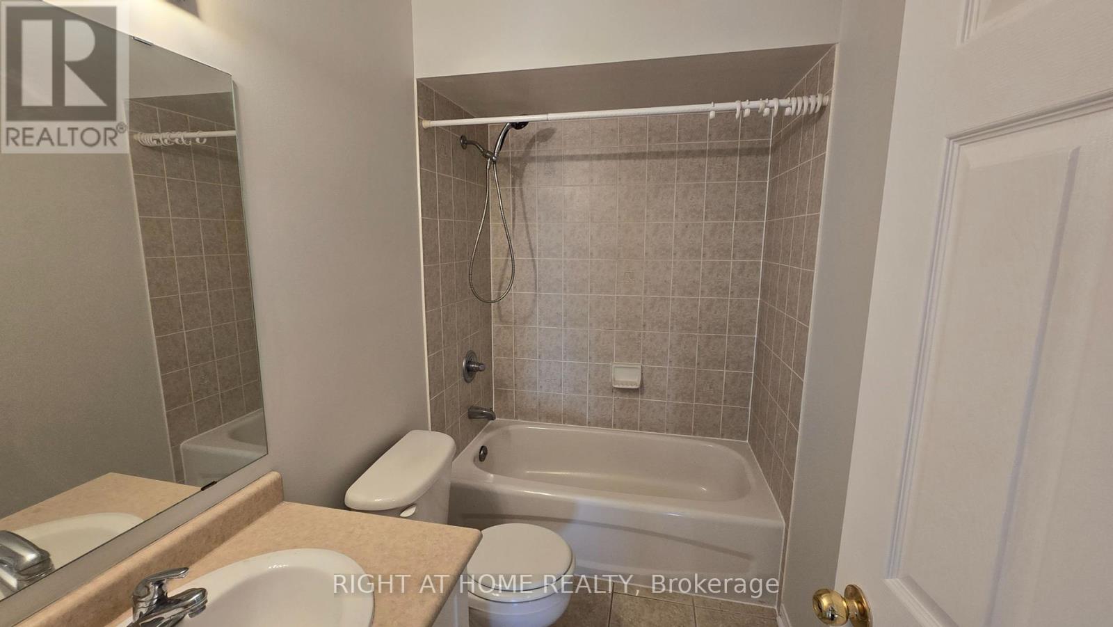 32 Donlevy Crescent, Whitby, Ontario  L1R 0B8 - Photo 25 - E12175958