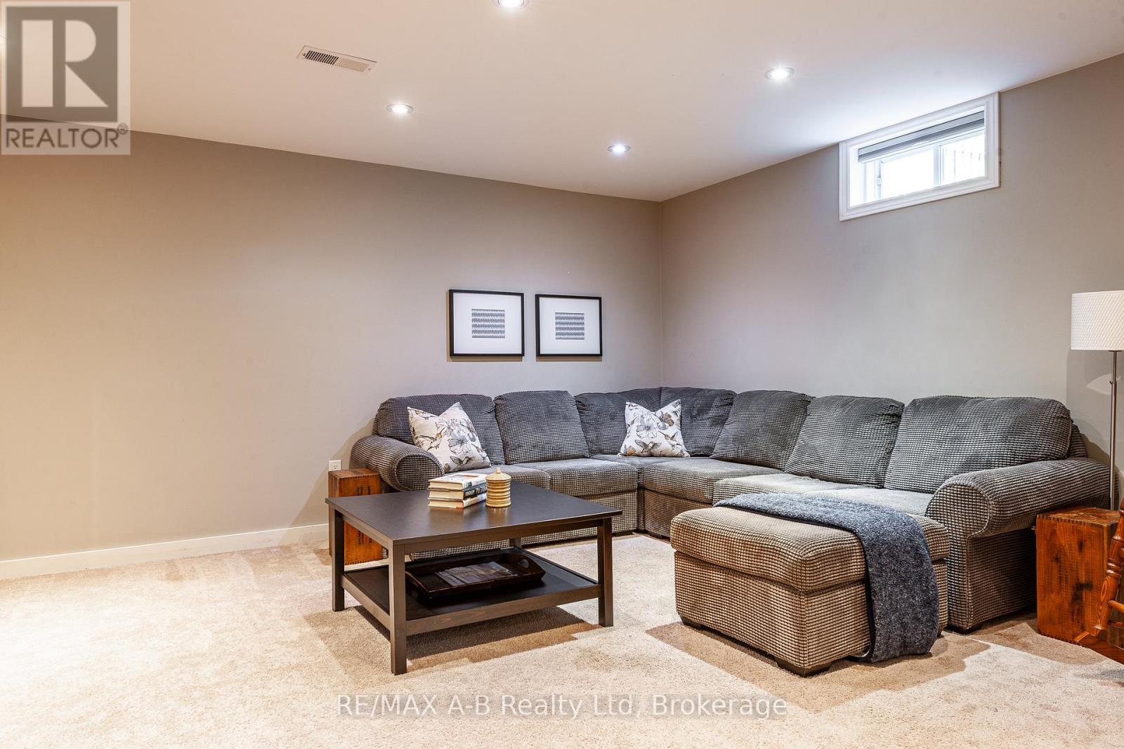 161 Freeland Drive, Stratford, Ontario  N4Z 1G2 - Photo 35 - X12175985