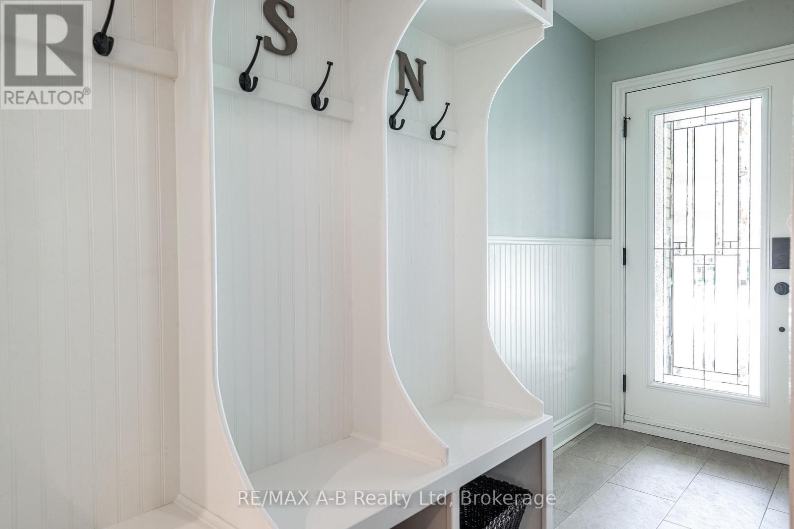 161 Freeland Drive, Stratford, Ontario  N4Z 1G2 - Photo 4 - X12175985