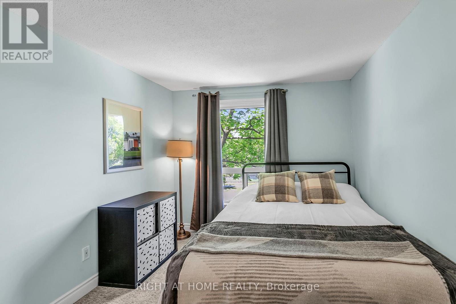 25 Castle Rock Drive, Richmond Hill (North Richvale), Ontario  L4C 5A3 - Photo 25 - N12175770