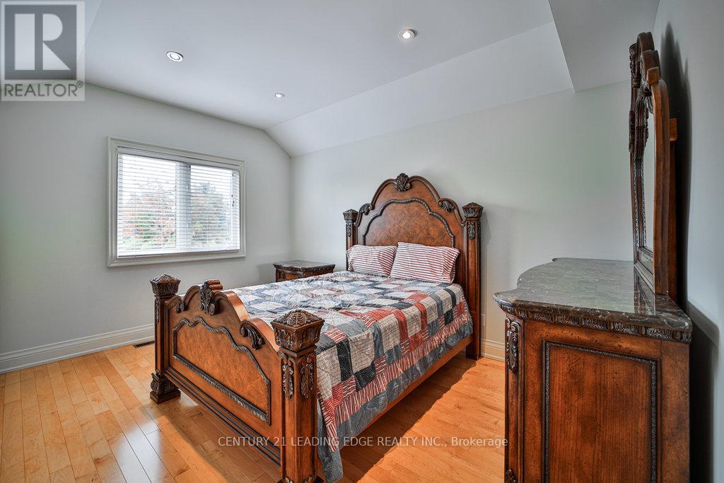 7 Longview Crescent, Vaughan, Ontario  L4H 1A7 - Photo 23 - N12175810
