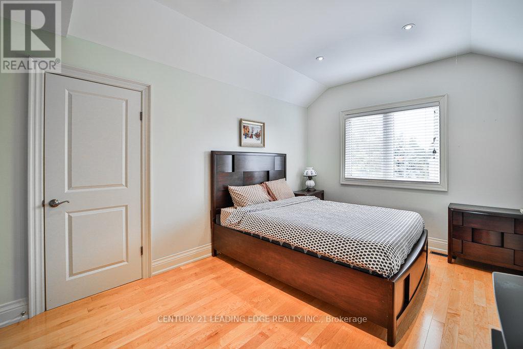 7 Longview Crescent, Vaughan, Ontario  L4H 1A7 - Photo 25 - N12175810