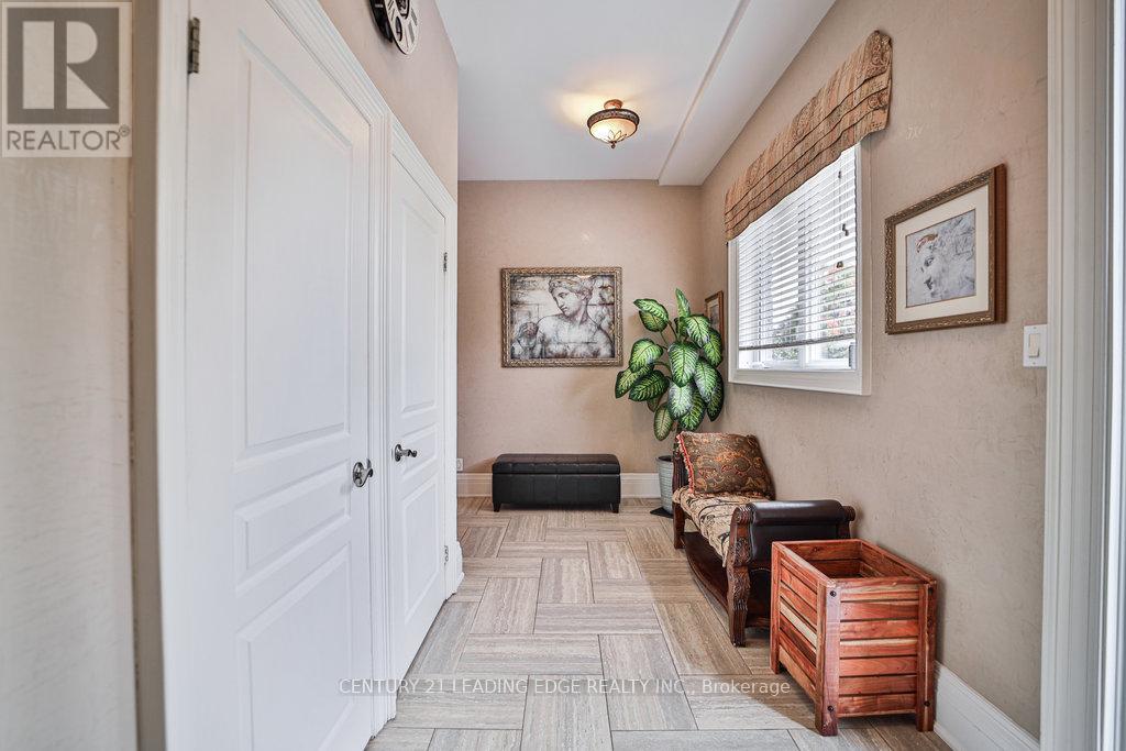7 Longview Crescent, Vaughan, Ontario  L4H 1A7 - Photo 29 - N12175810