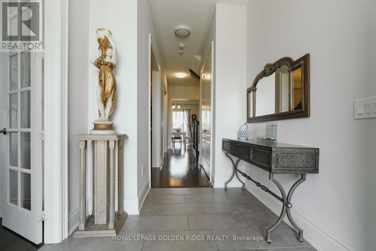 Property at 20 CRANE STREET image 2