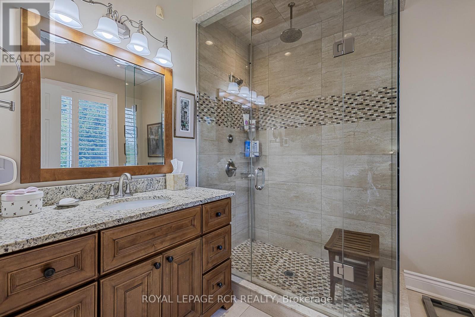 45 Mcmullen Drive, Whitchurch-Stouffville (Ballantrae), Ontario  L4A 3J2 - Photo 21 - N12175963