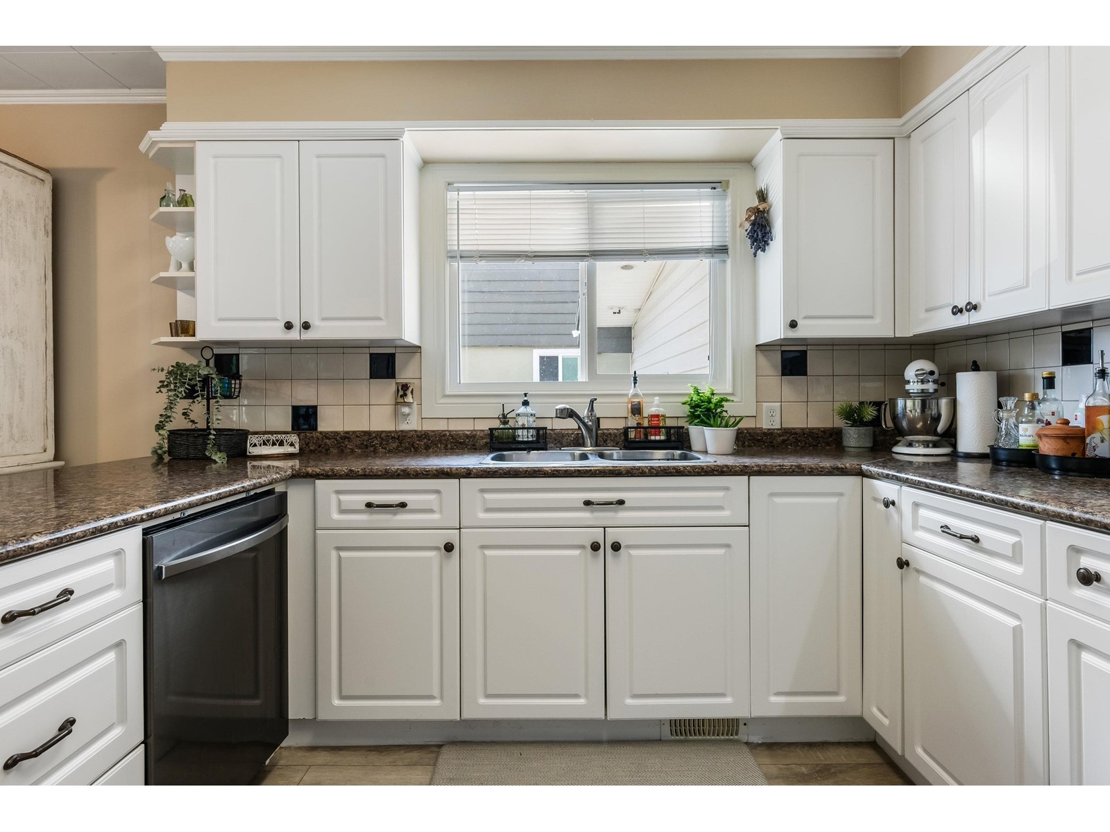 9695 Harrison Street, Chilliwack Proper West, Chilliwack, British Columbia  V2P 4E8 - Photo 15 - R3007112
