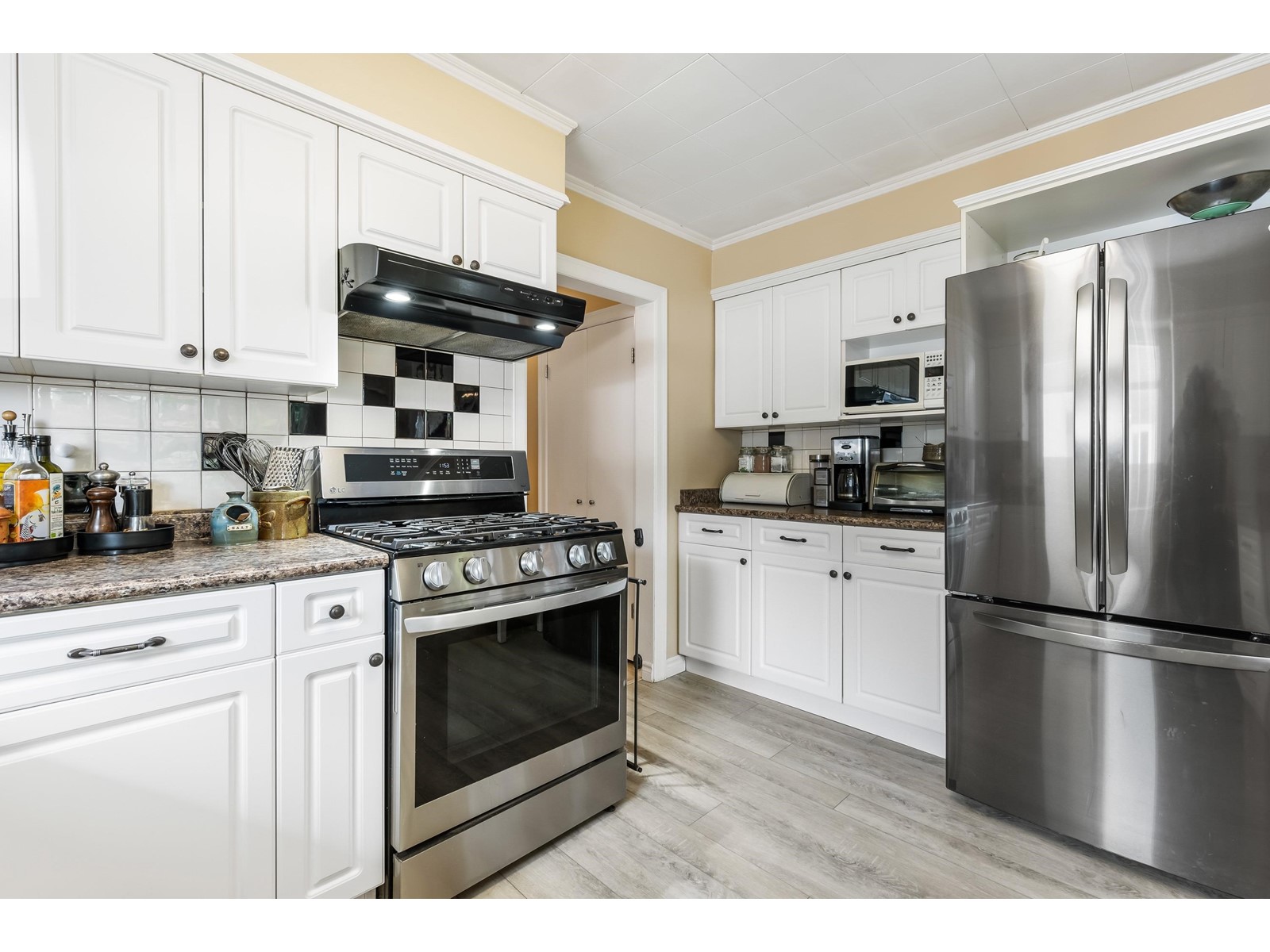9695 Harrison Street, Chilliwack Proper West, Chilliwack, British Columbia  V2P 4E8 - Photo 17 - R3007112
