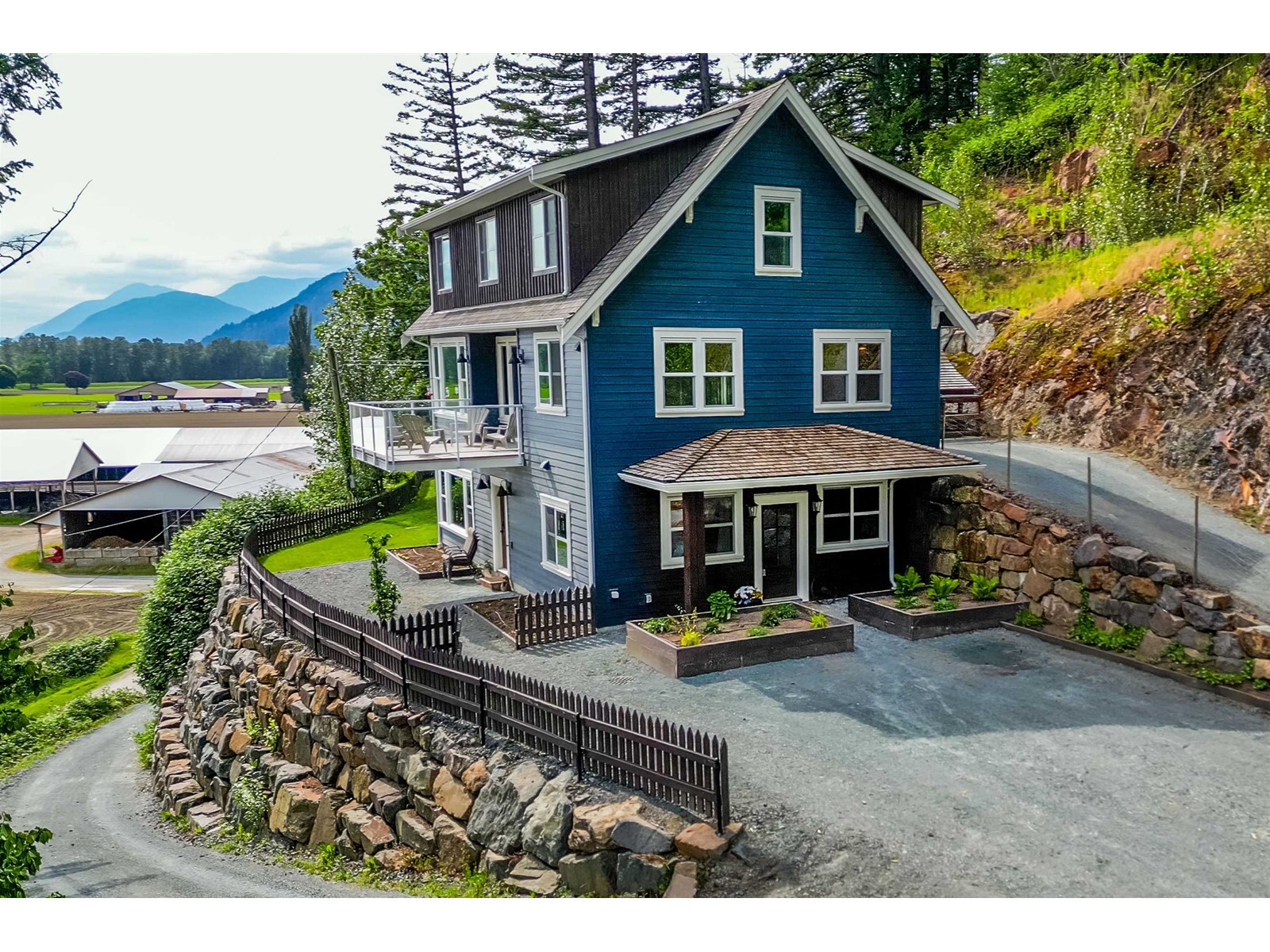 Property at 5281 LIMBERT ROAD image 3