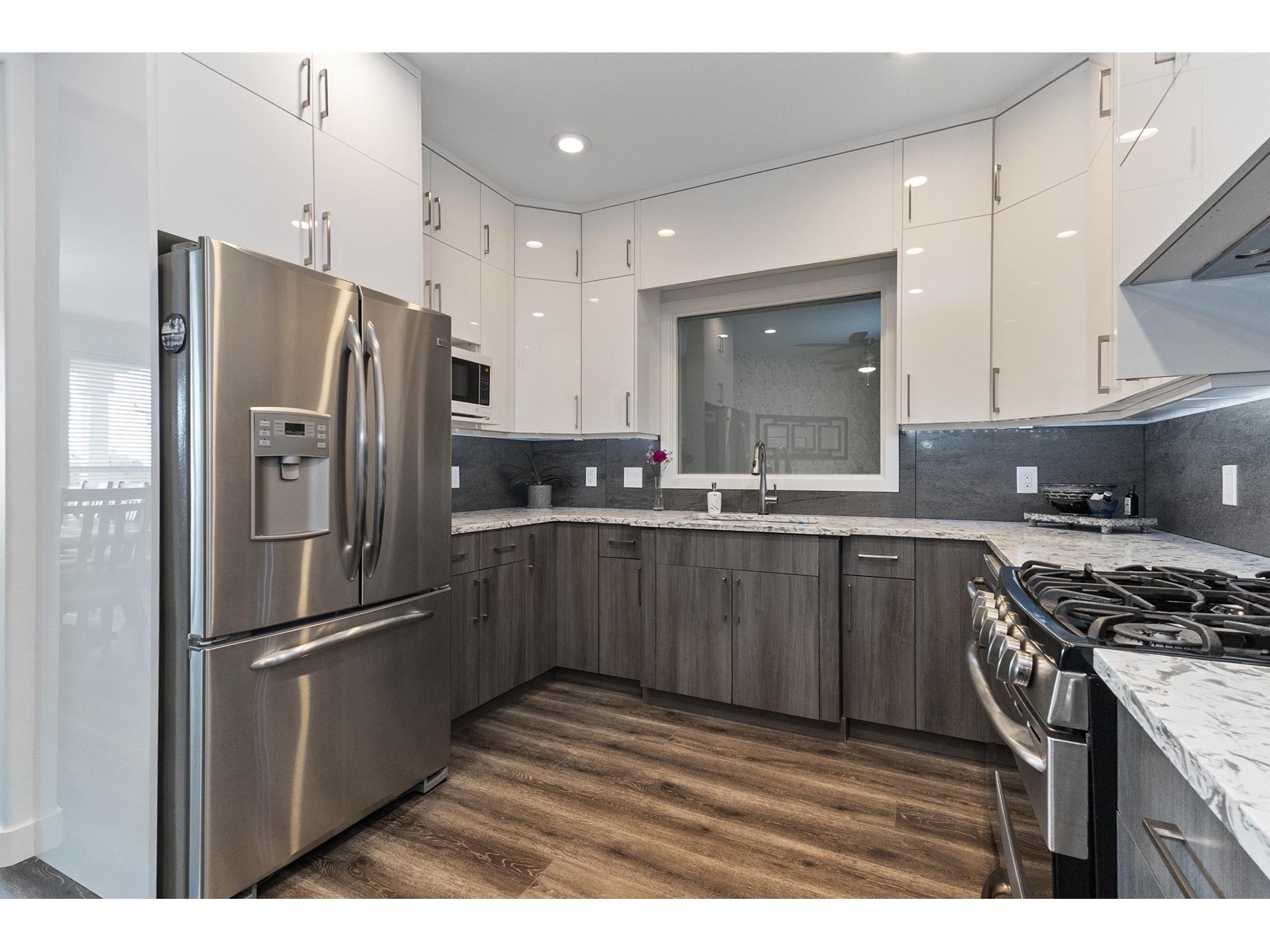 2764 St Moritz Way, Abbotsford, British Columbia  V3G 1C3 - Photo 3 - R3007116