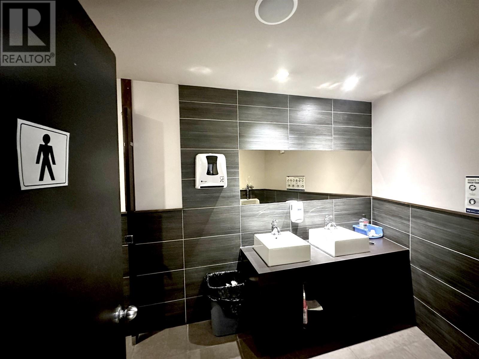 105 6462 Kingsway, Burnaby, British Columbia  V5E 1C5 - Photo 15 - C8069490