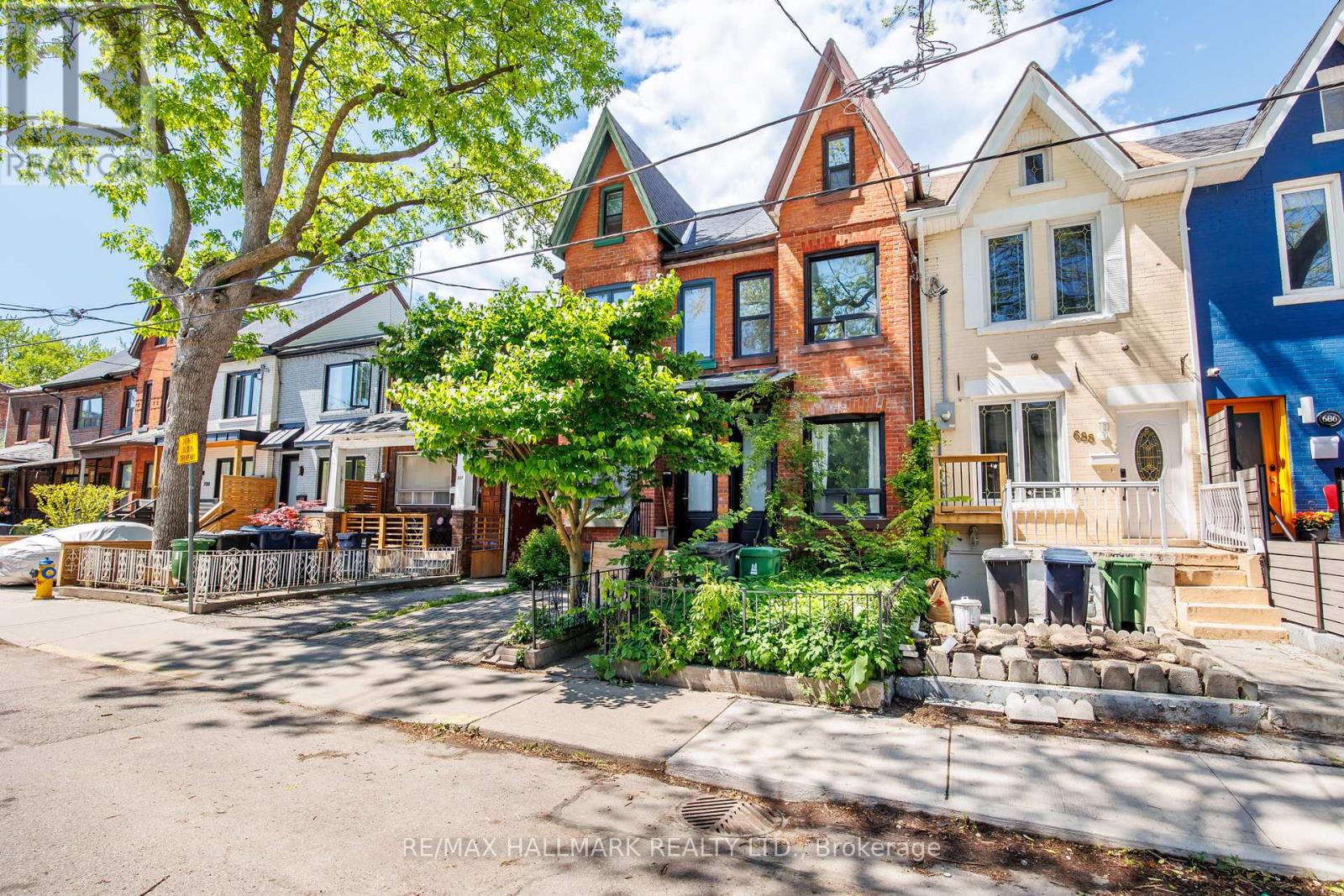 690 ADELAIDE STREET W, toronto (niagara), Ontario