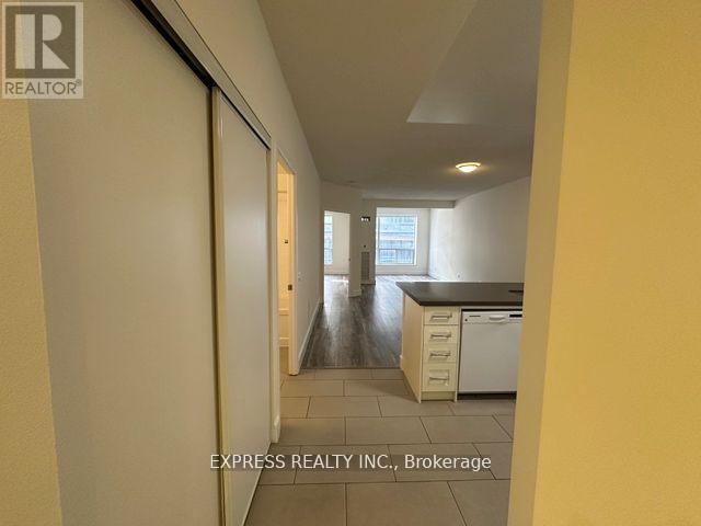 206 - 152 St Patrick Street, Toronto, Ontario  M5T 3J9 - Photo 5 - C12176026