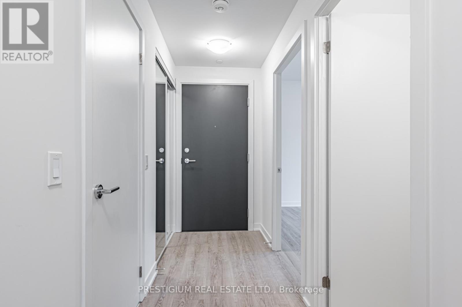 216 - 250 Lawrence Avenue W, Toronto, Ontario  M5M 1B2 - Photo 2 - C12176053
