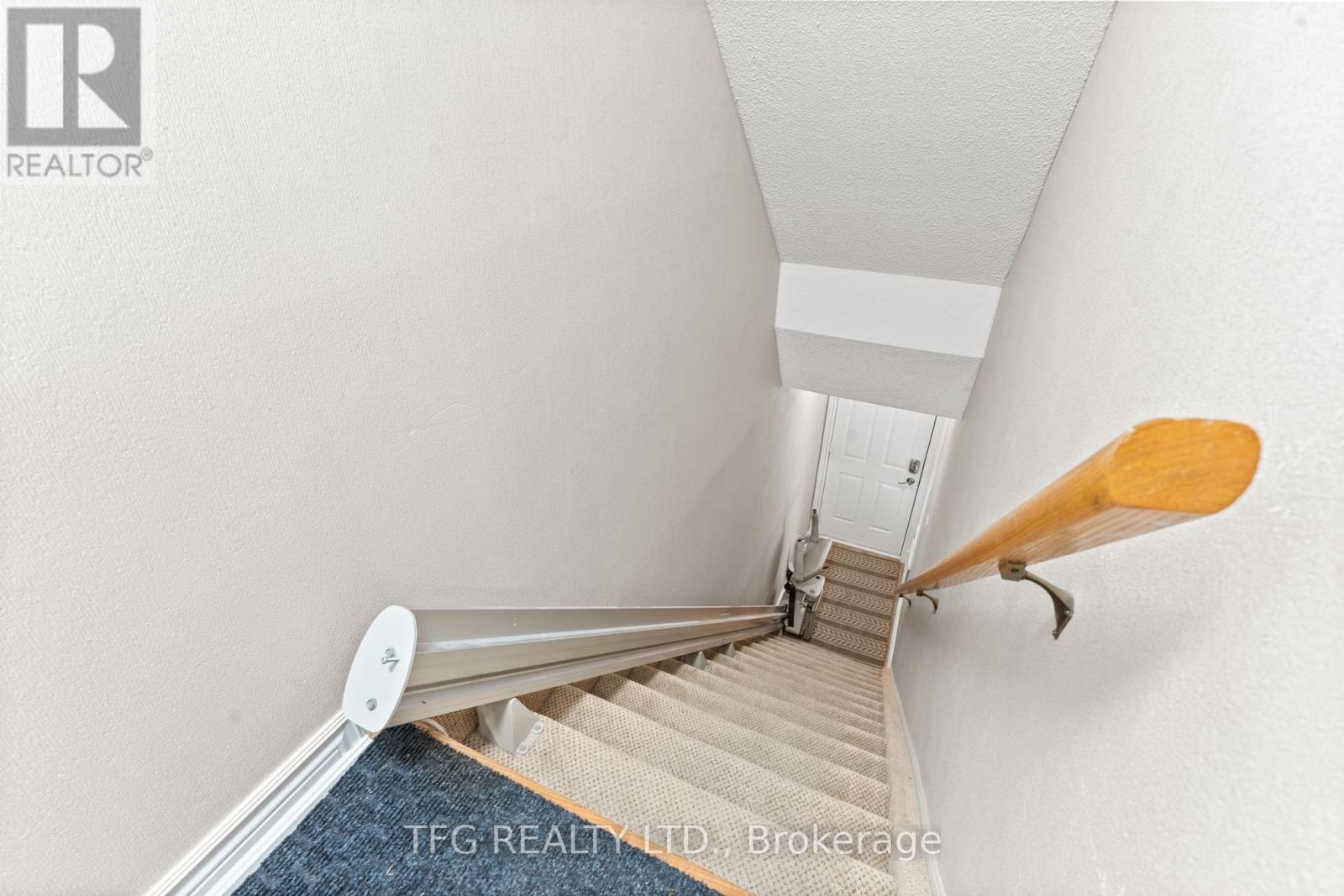 F16 - 1667 Nash Road, Clarington, Ontario  L1E 1S8 - Photo 2 - E12103731