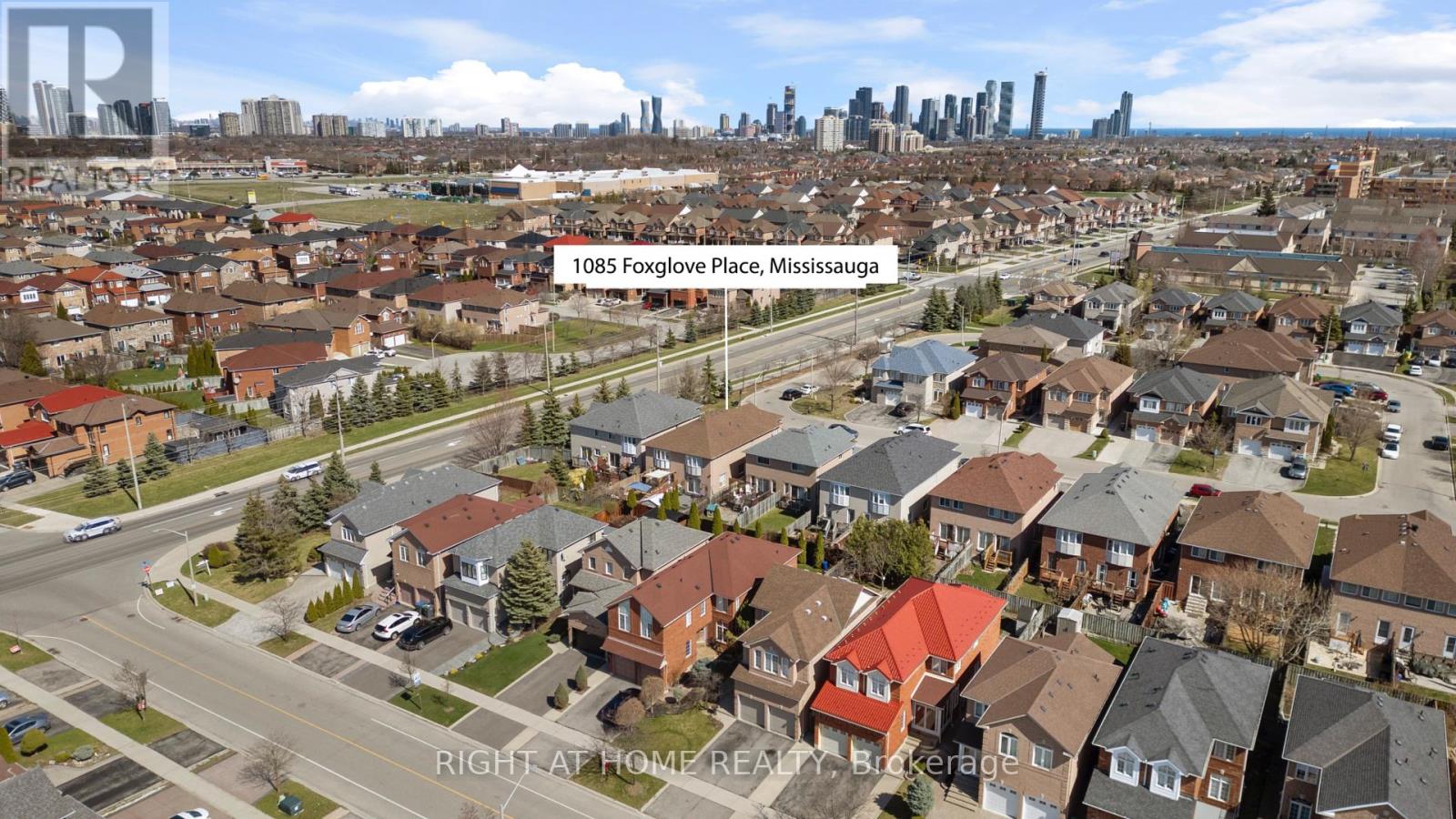 1085 Foxglove Place, Mississauga (East Credit), Ontario  L5V 2N5 - Photo 45 - W12175784