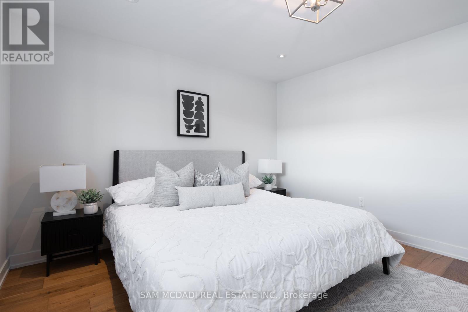 247 Cherry Post Drive, Mississauga, Ontario  L5A 1J1 - Photo 29 - W12175785