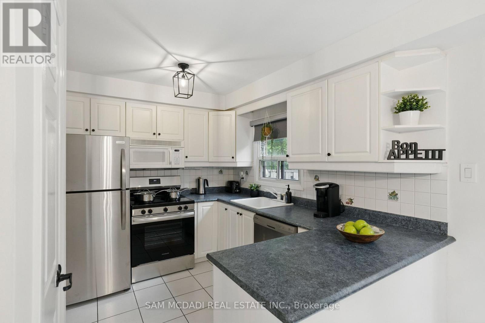 56 - 6040 Montevideo Road, Mississauga, Ontario  L5N 2T4 - Photo 12 - W12175789