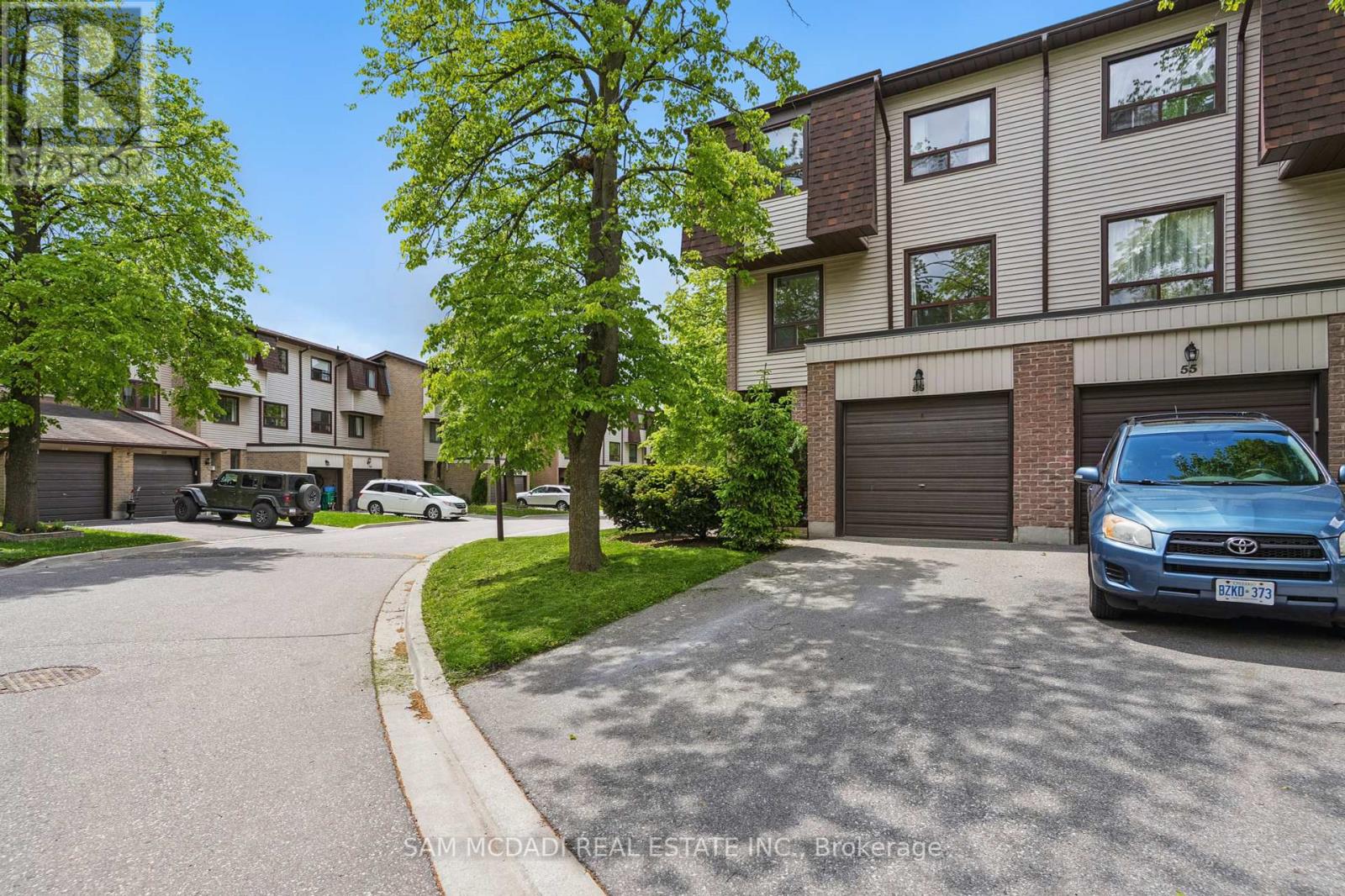 56 - 6040 Montevideo Road, Mississauga, Ontario  L5N 2T4 - Photo 2 - W12175789