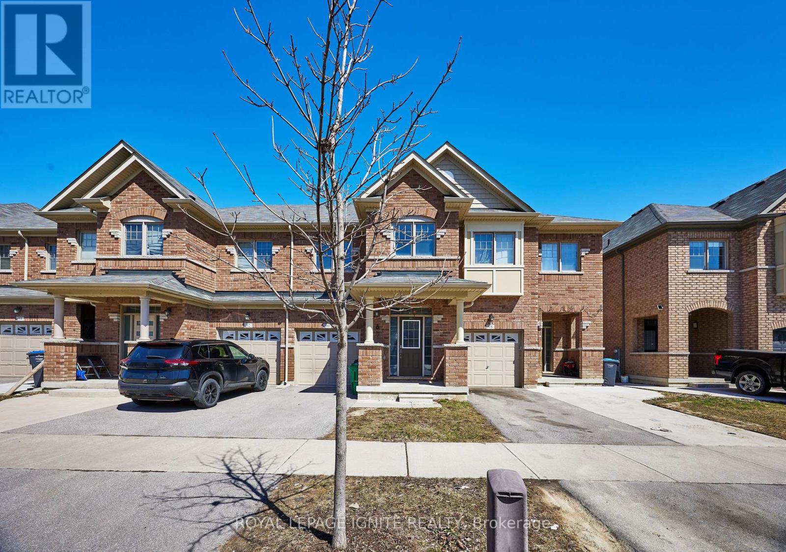 Property at 80 DAVENFIELD CIRCLE image 2