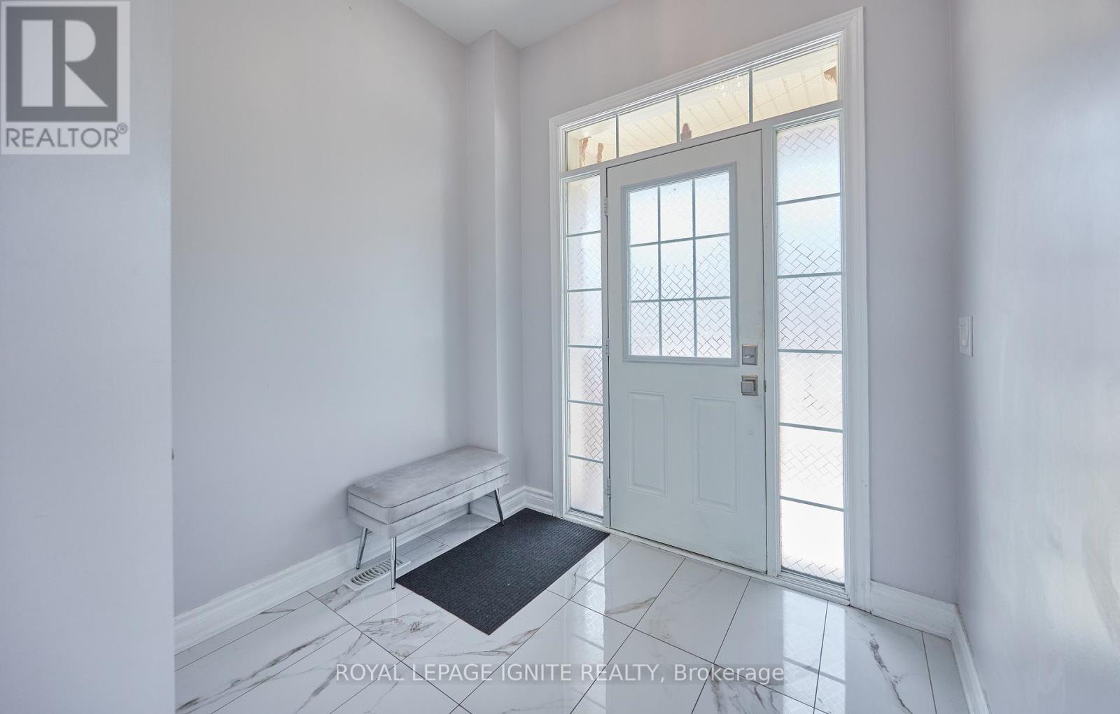 Property at 80 DAVENFIELD CIRCLE image 4