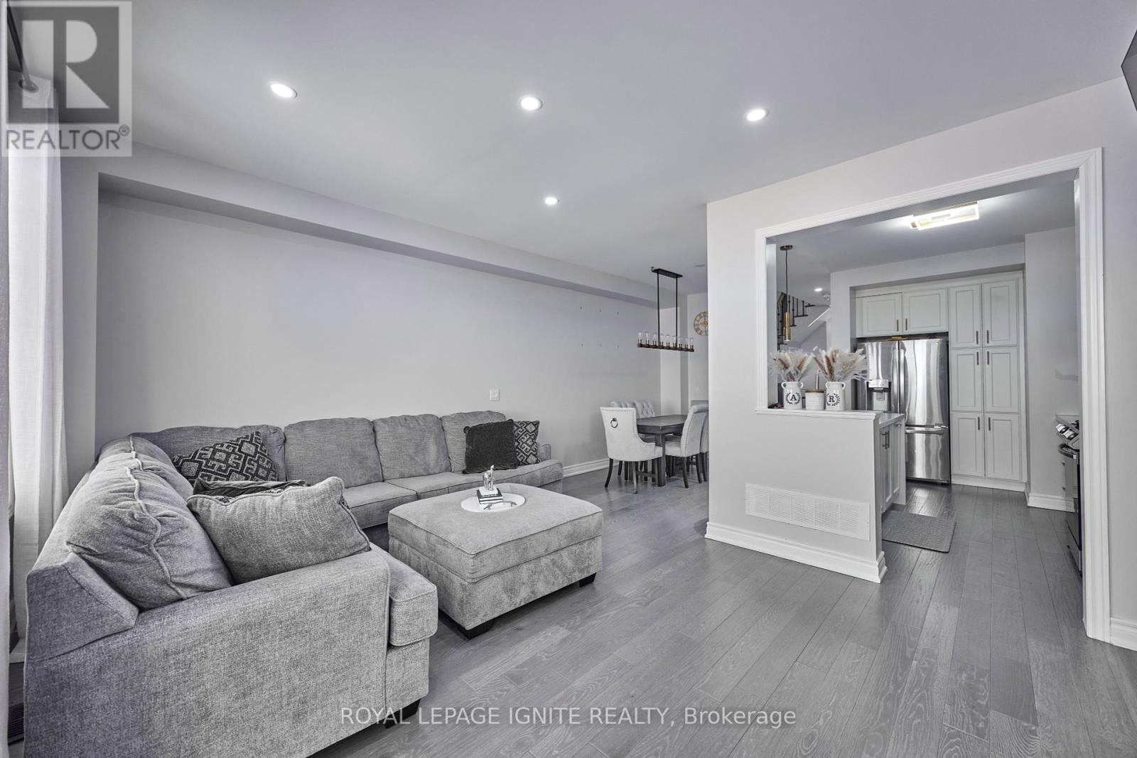 80 Davenfield Circle, Brampton (Bram East), Ontario  L6P 4M2 - Photo 9 - W12175805