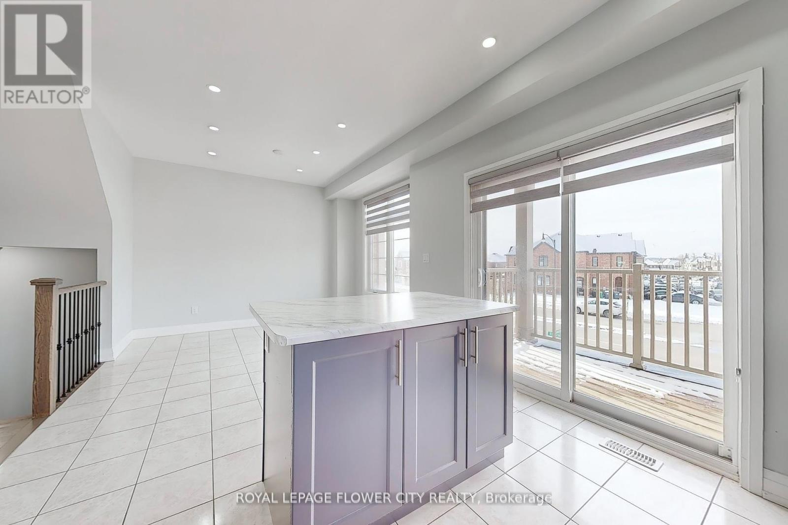 2 Summerbeam Way, Brampton (Brampton West), Ontario  L6Y 6H3 - Photo 17 - W12175817