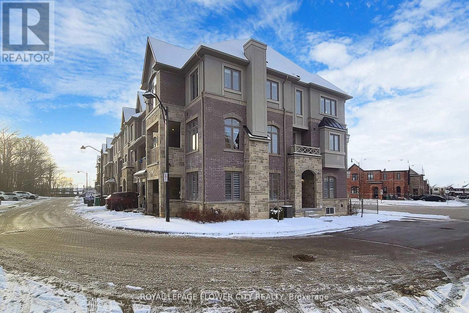 2 Summerbeam Way, Brampton (Brampton West), Ontario  L6Y 6H3 - Photo 2 - W12175817