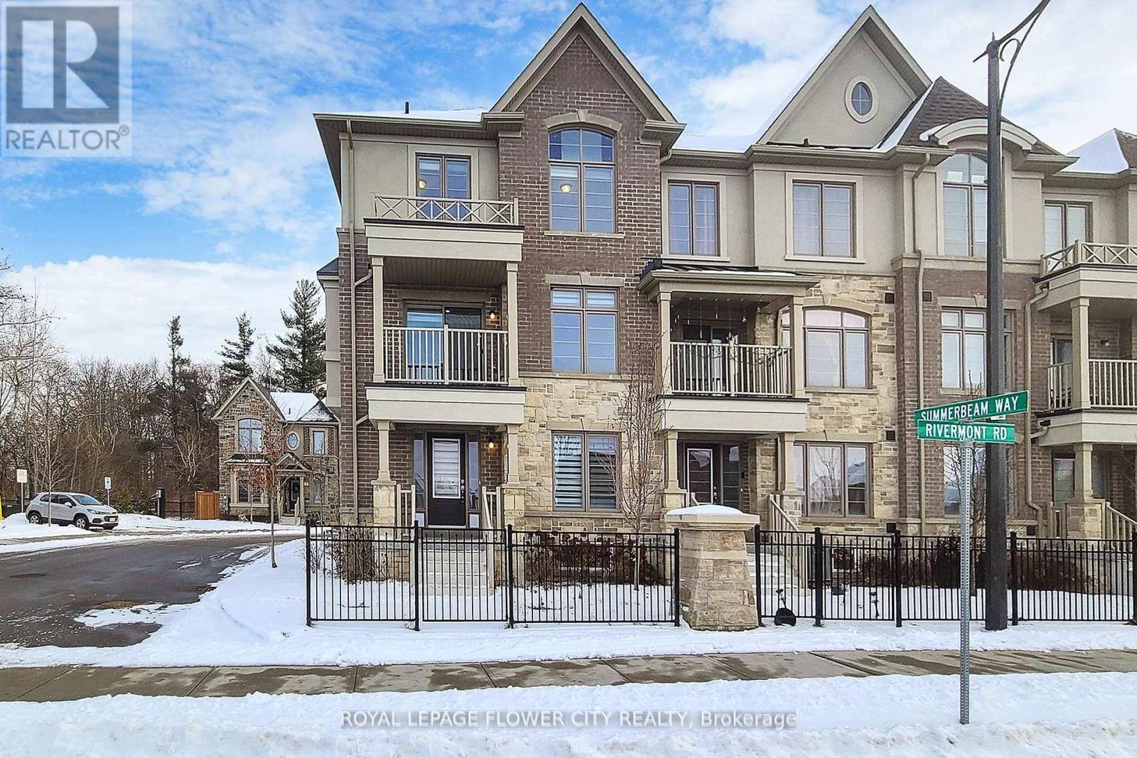 2 Summerbeam Way, Brampton (Brampton West), Ontario  L6Y 6H3 - Photo 3 - W12175817