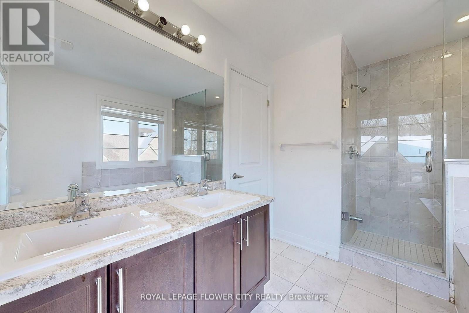2 Summerbeam Way, Brampton (Brampton West), Ontario  L6Y 6H3 - Photo 30 - W12175817