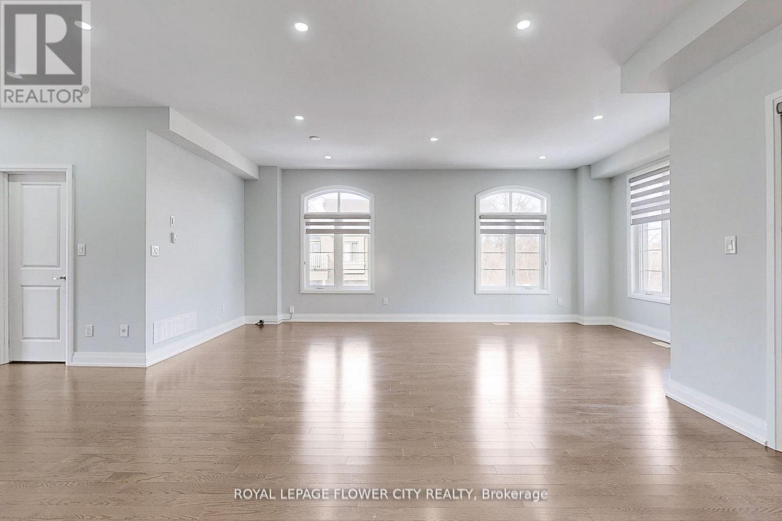 2 Summerbeam Way, Brampton (Brampton West), Ontario  L6Y 6H3 - Photo 9 - W12175817