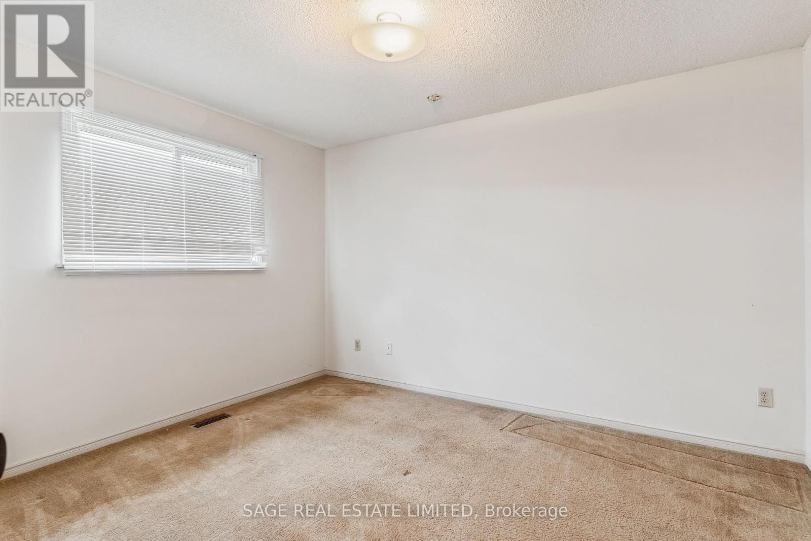 27 Newgreen Crescent, Brampton, Ontario  L6S 4Y2 - Photo 14 - W12175880