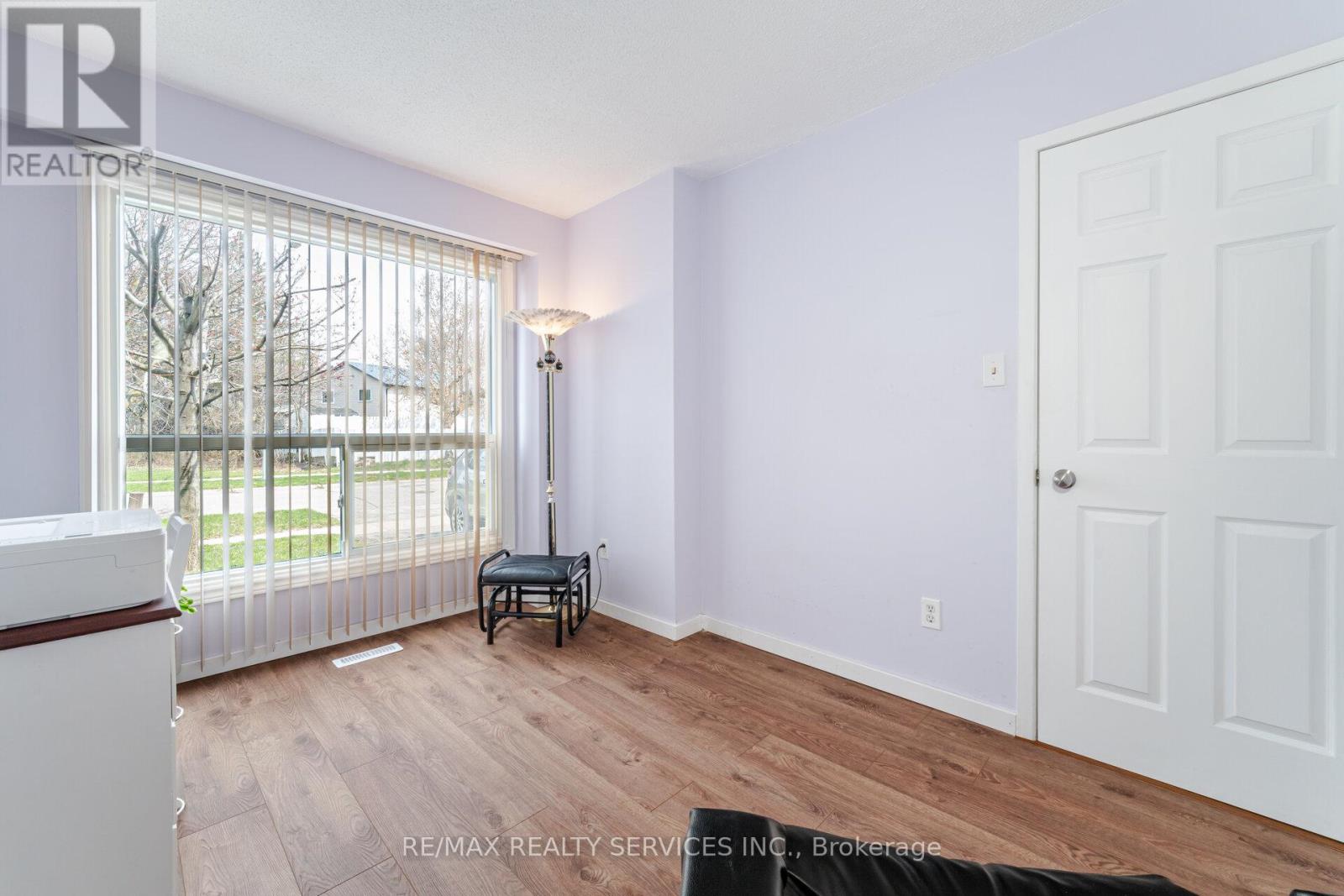 85 Salisbury Circle, Brampton (Brampton North), Ontario  L6V 2Z4 - Photo 18 - W12175900