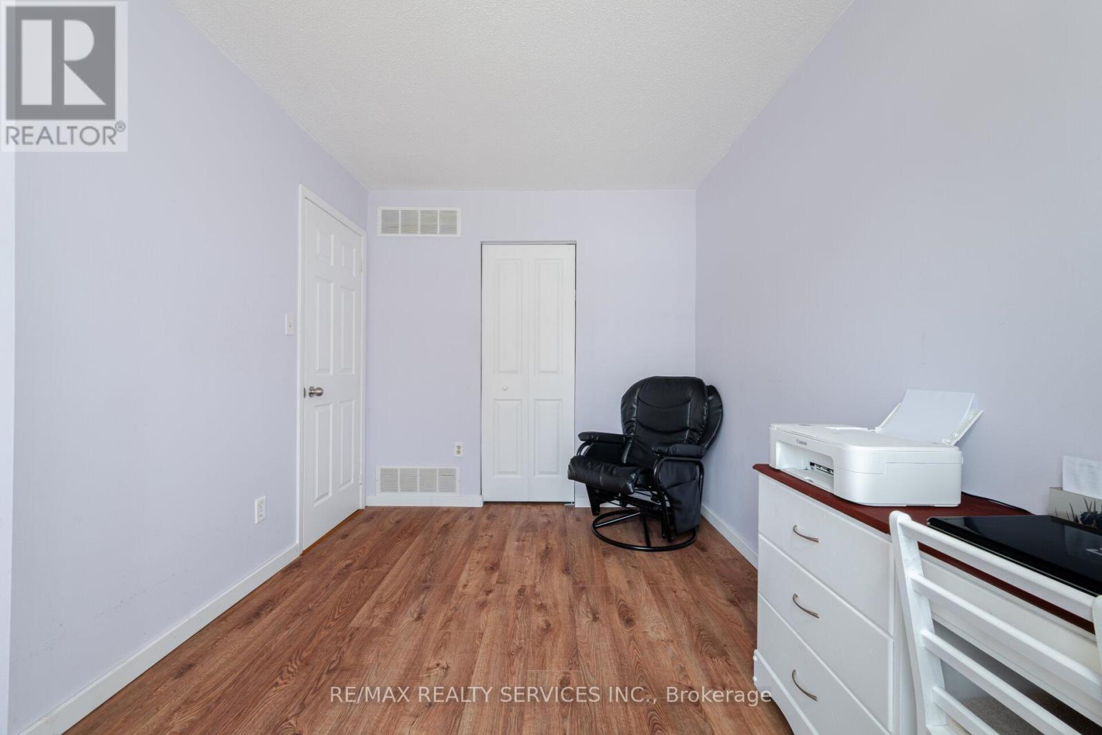 85 Salisbury Circle, Brampton (Brampton North), Ontario  L6V 2Z4 - Photo 19 - W12175900
