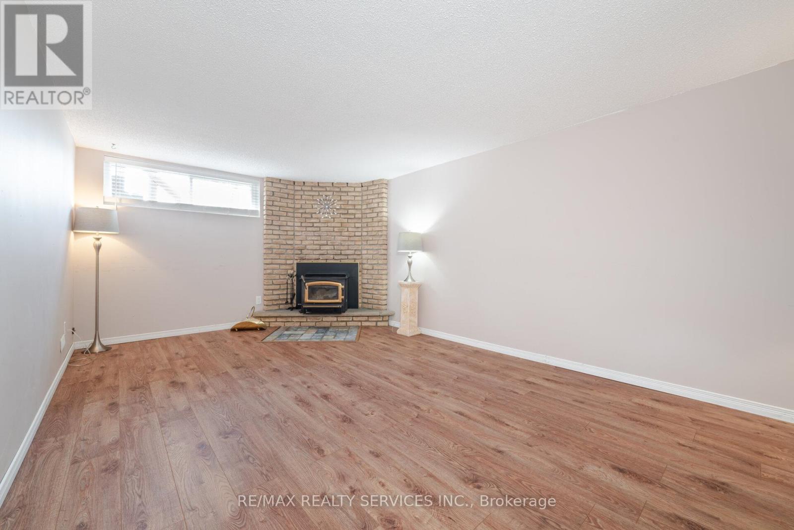 85 Salisbury Circle, Brampton (Brampton North), Ontario  L6V 2Z4 - Photo 31 - W12175900