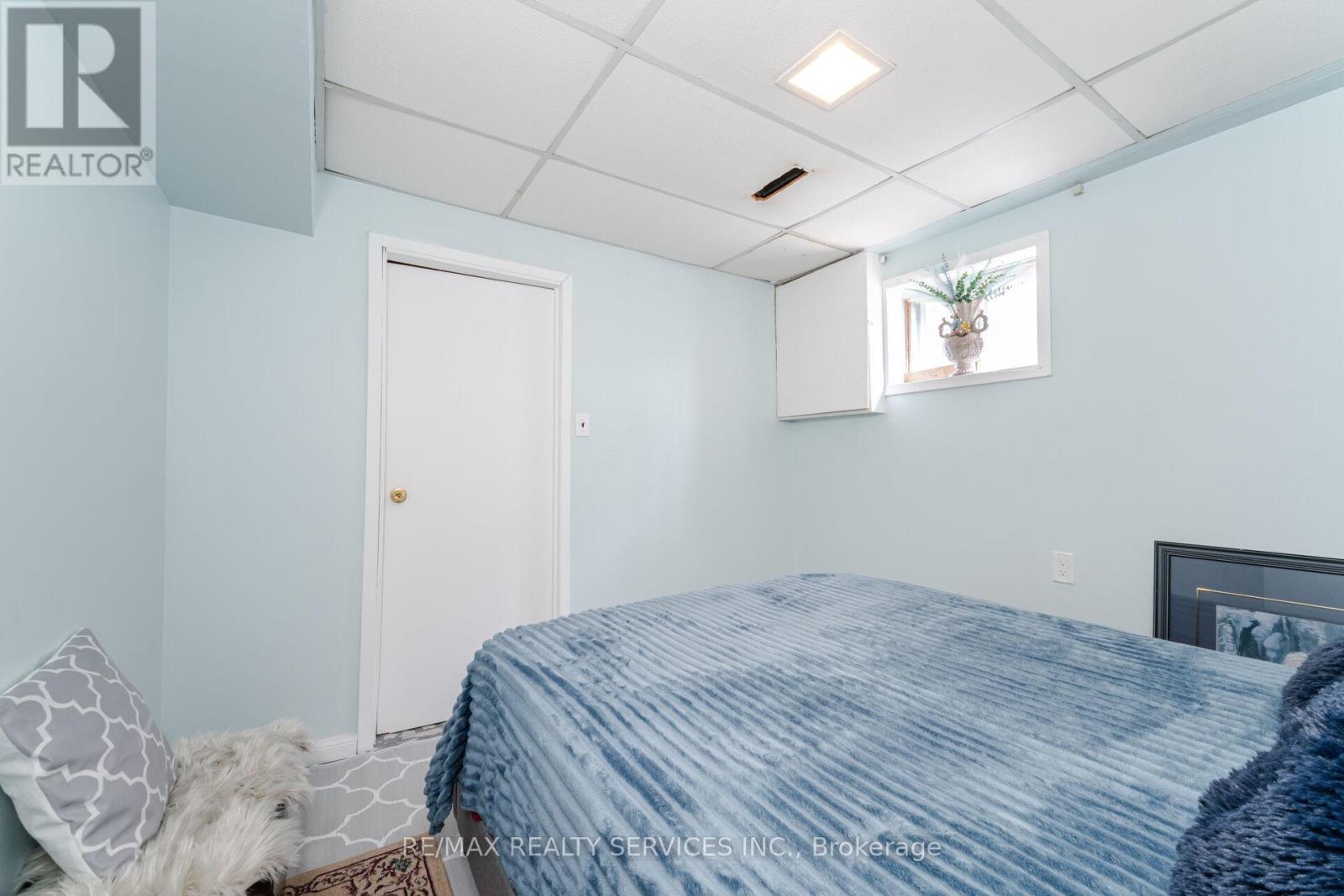 85 Salisbury Circle, Brampton (Brampton North), Ontario  L6V 2Z4 - Photo 34 - W12175900