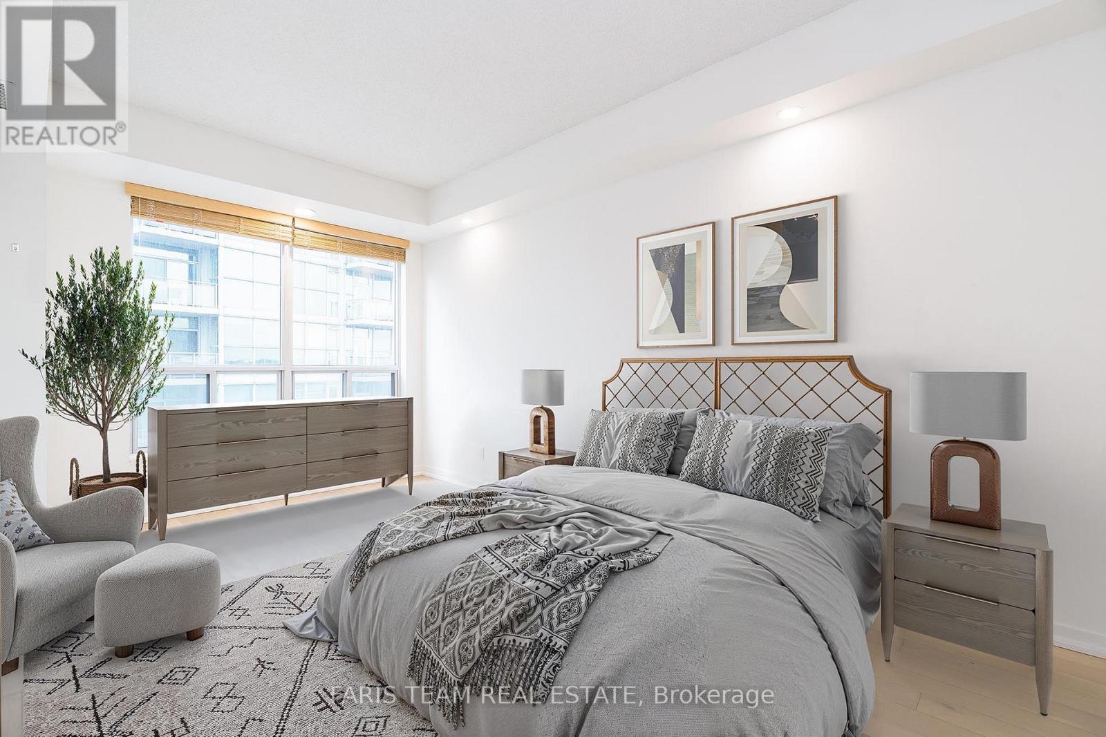 806 - 88 Palace Pier Court, Toronto (Mimico), Ontario  M8V 4C2 - Photo 12 - W12175931