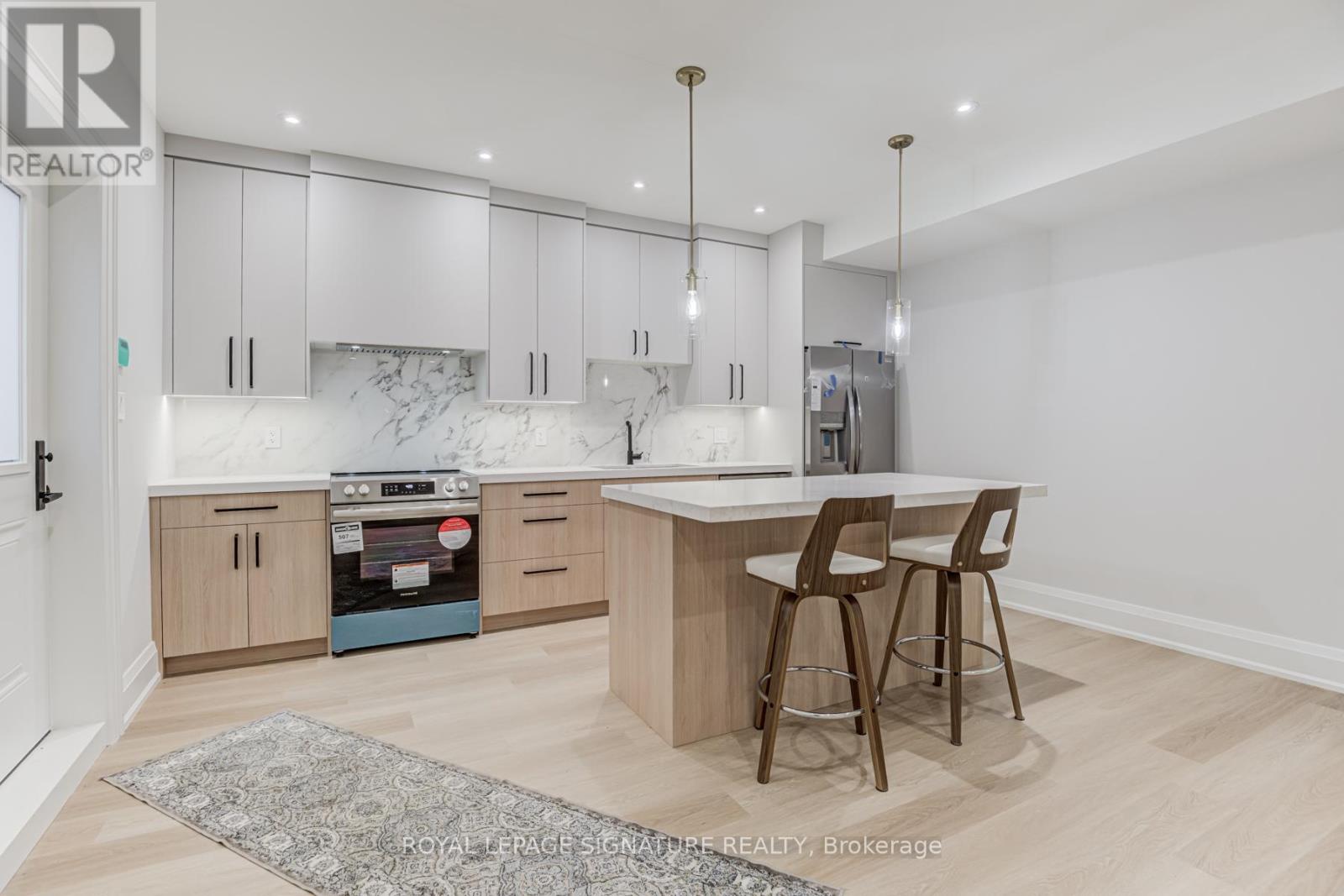 Lower - 26 Norlong Boulevard, Toronto (East York), Ontario  M4C 3W7 - Photo 1 - E12175968