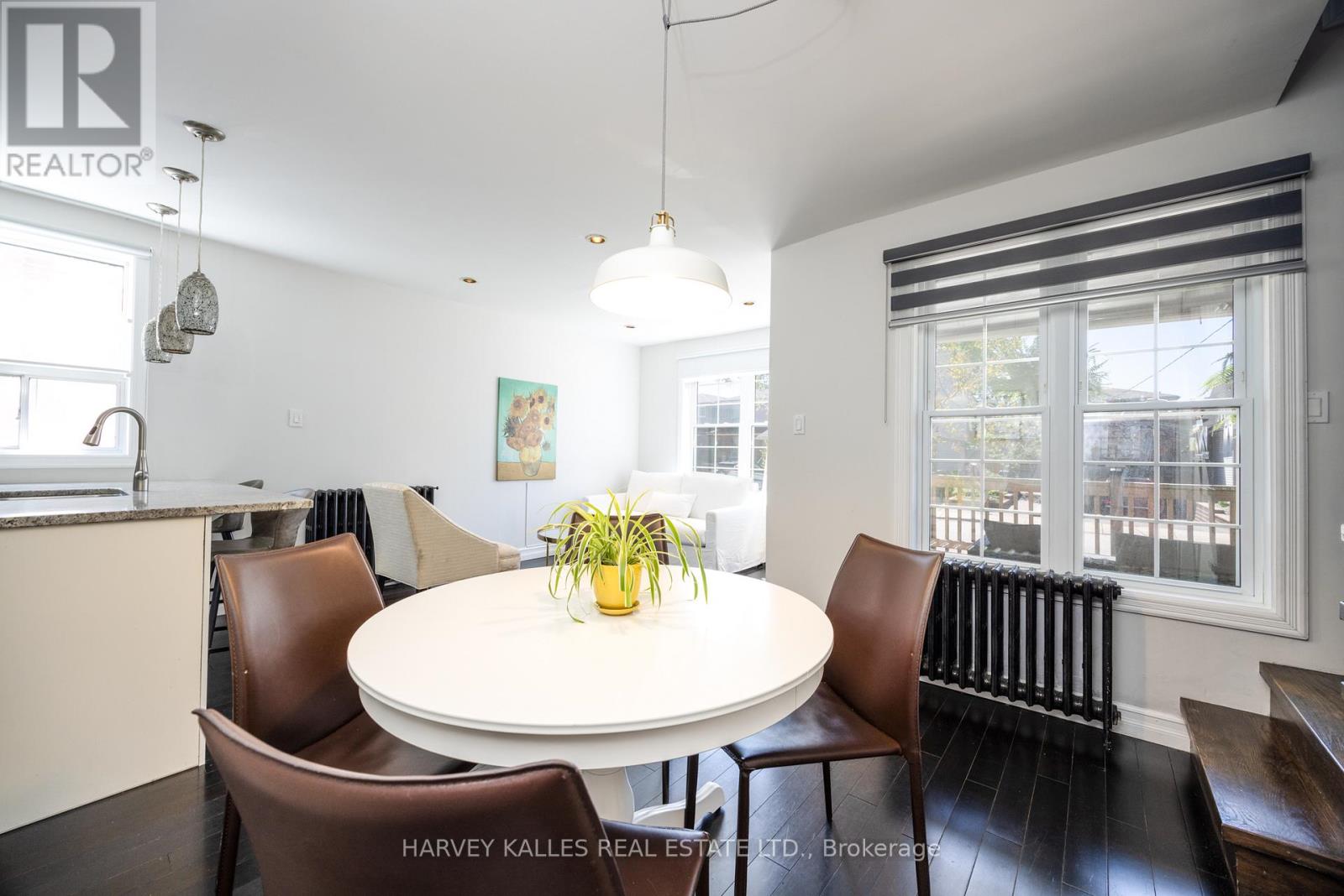 210 Gowan Avenue, Toronto, Ontario  M4J 2K6 - Photo 12 - E12176003