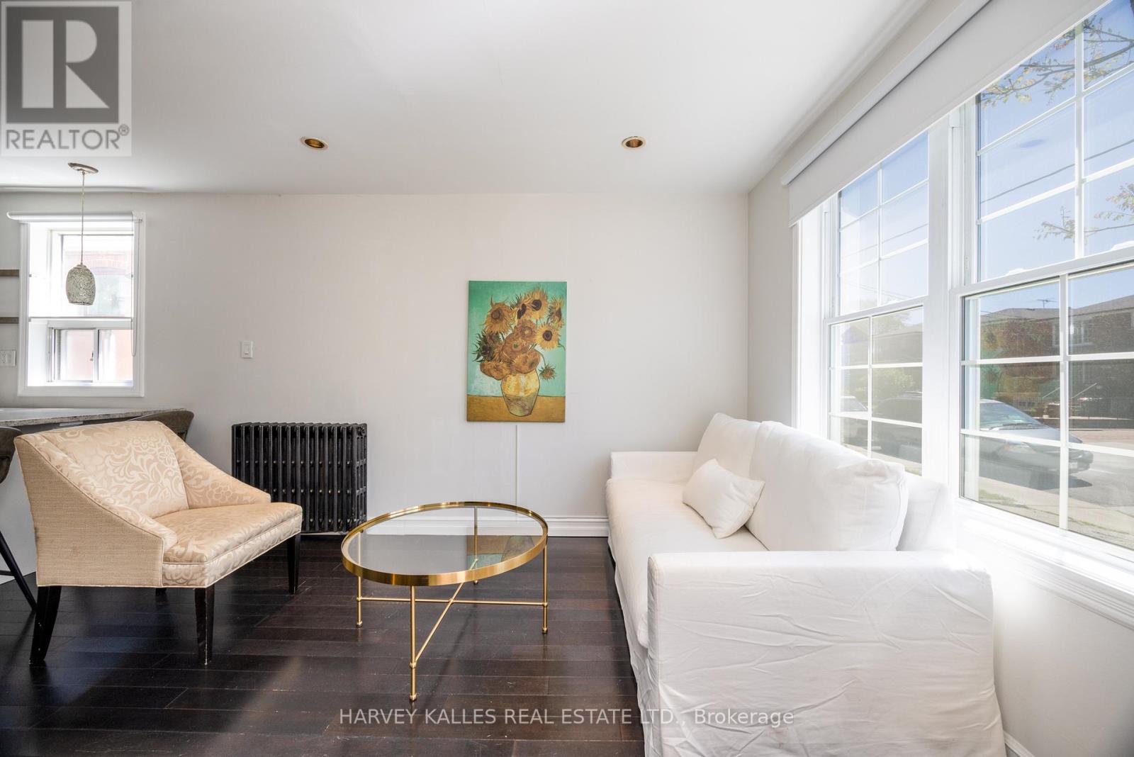 210 Gowan Avenue, Toronto, Ontario  M4J 2K6 - Photo 2 - E12176003