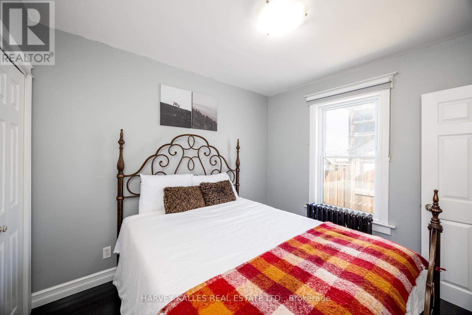 210 Gowan Avenue, Toronto, Ontario  M4J 2K6 - Photo 24 - E12176003