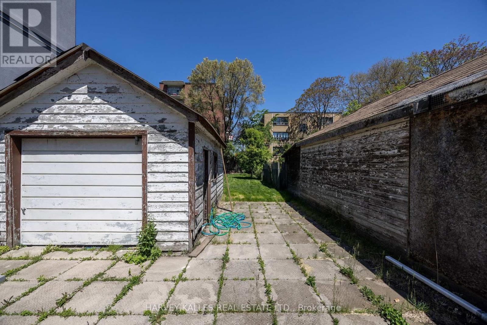 210 Gowan Avenue, Toronto, Ontario  M4J 2K6 - Photo 39 - E12176003