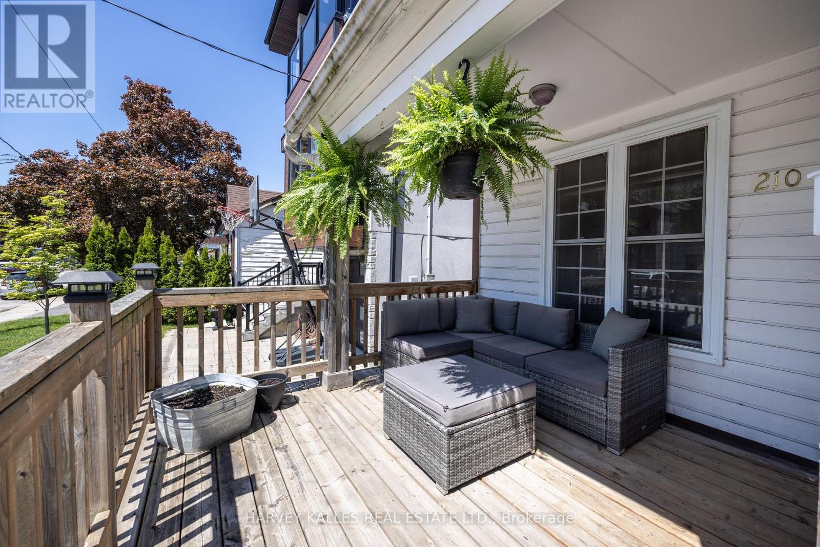 210 Gowan Avenue, Toronto, Ontario  M4J 2K6 - Photo 40 - E12176003