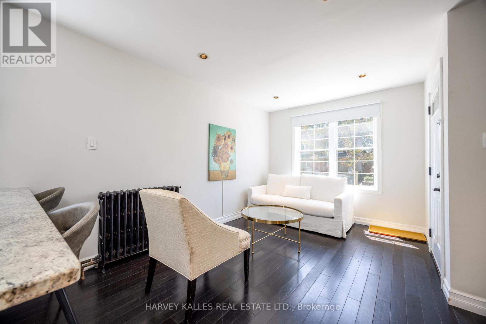 210 Gowan Avenue, Toronto, Ontario  M4J 2K6 - Photo 8 - E12176003
