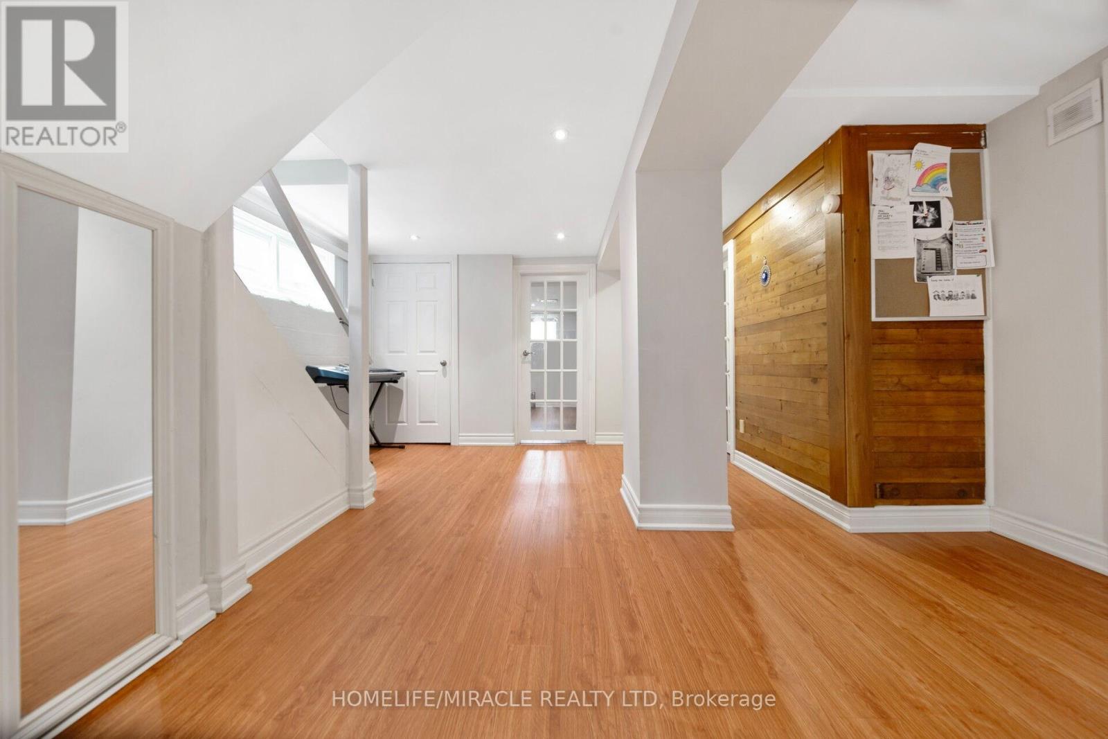 90 Deanvar Avenue, Toronto, Ontario  M1R 2N3 - Photo 29 - E12176034