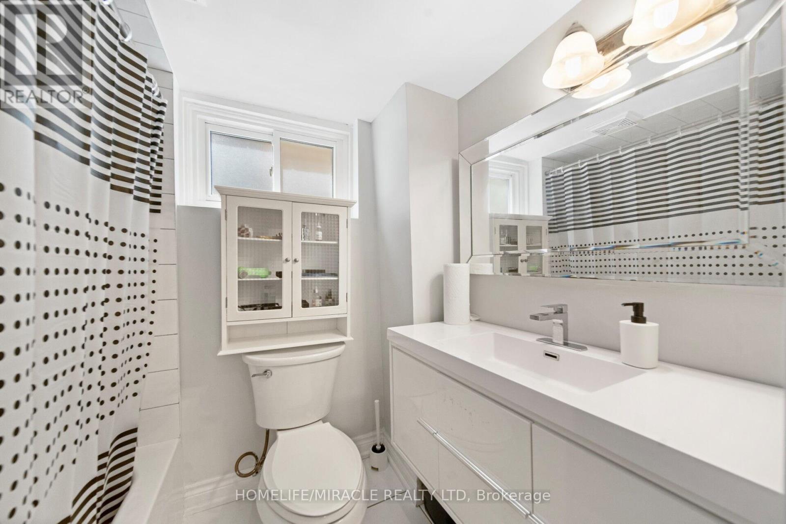 90 Deanvar Avenue, Toronto, Ontario  M1R 2N3 - Photo 41 - E12176034